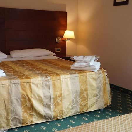 Hotel President モンテカティーニ・テルメ エクステリア 写真