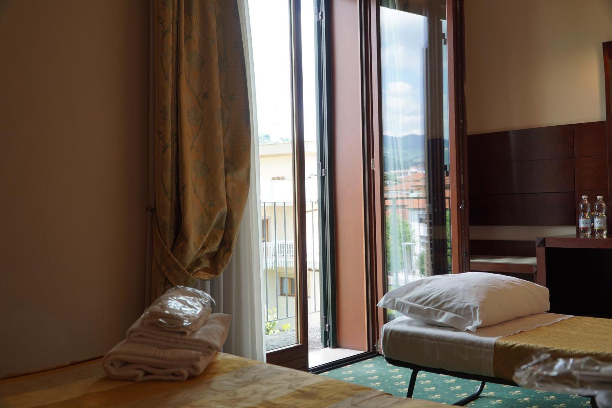 Hotel President モンテカティーニ・テルメ エクステリア 写真
