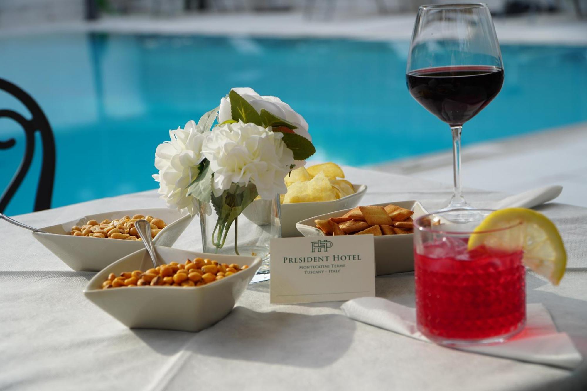 Hotel President モンテカティーニ・テルメ エクステリア 写真