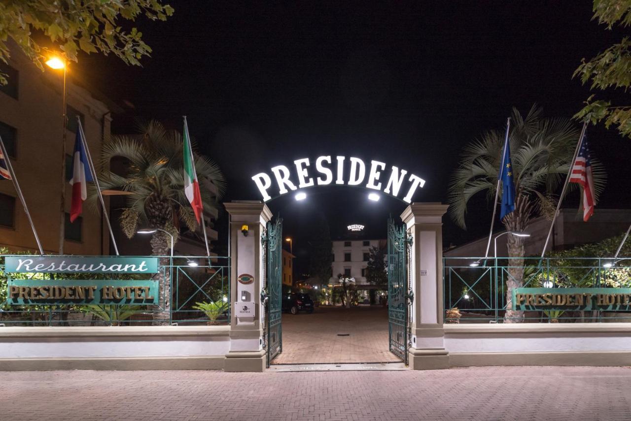 Hotel President モンテカティーニ・テルメ エクステリア 写真